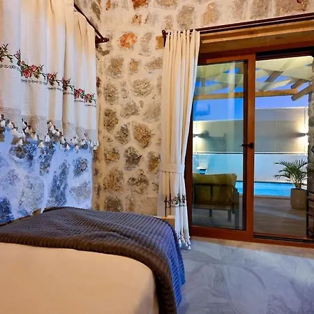 Вилла Canoezue 3 *