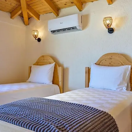 Canoezue 3 Villa